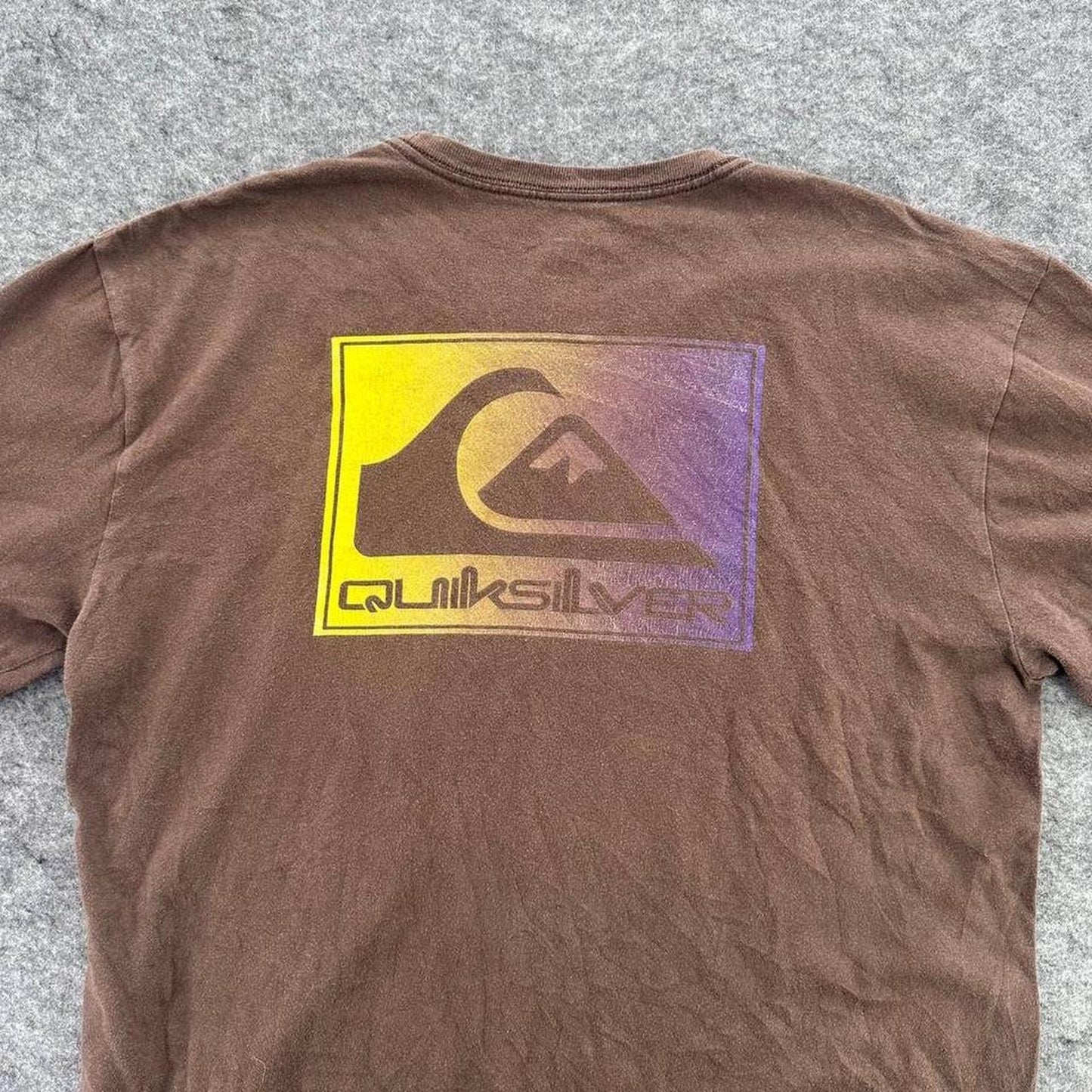 Brown quiksilver cotton t shirt with