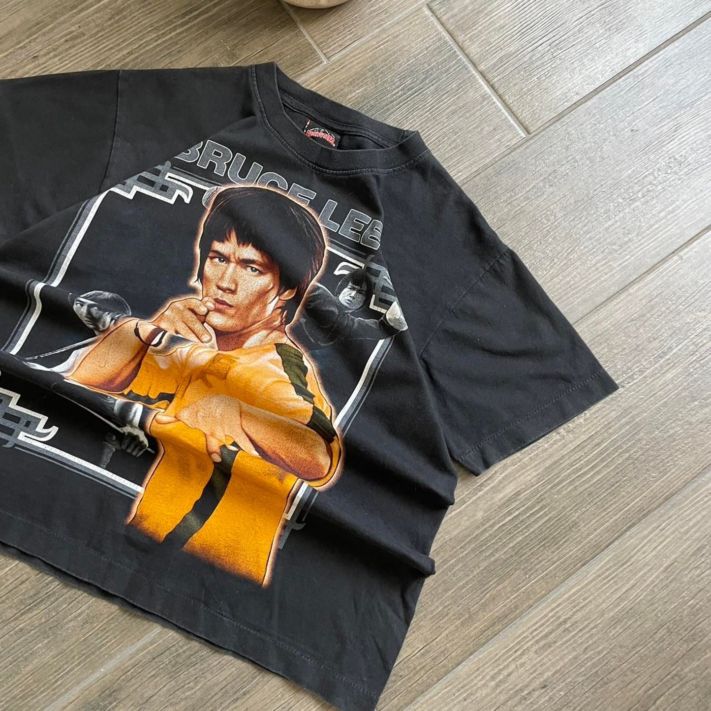 Bruce lee 90s single black tee