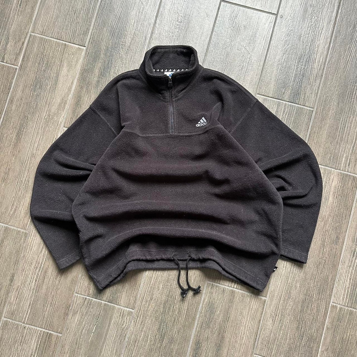 Adidas black fleece boxy fit y2k L jumper