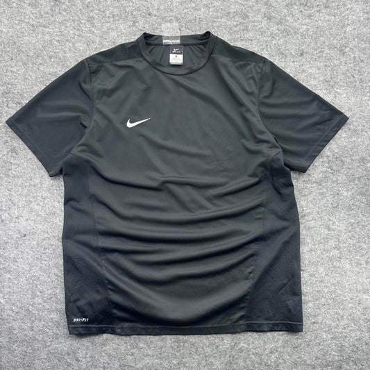 Nike black dri fit t shirt