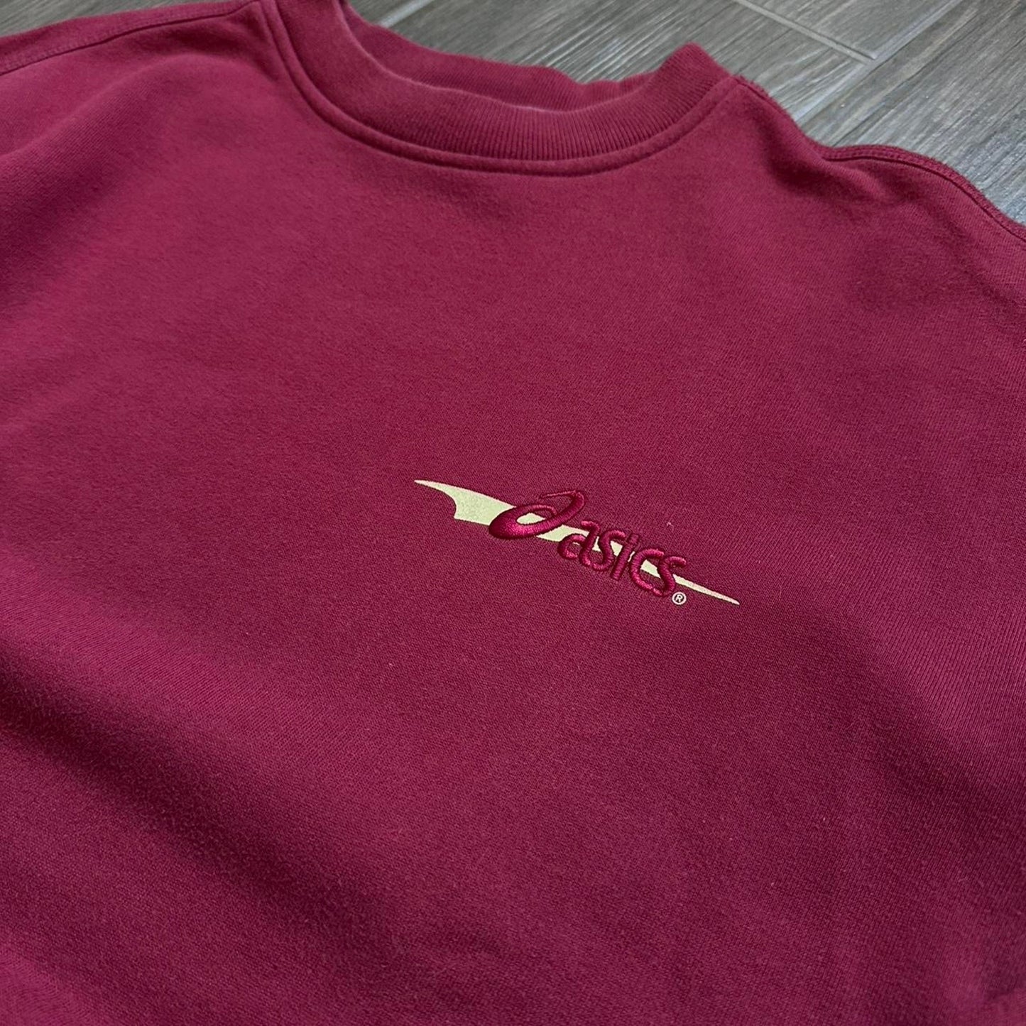 Asics vintage y2k L crewneck sweatshirt