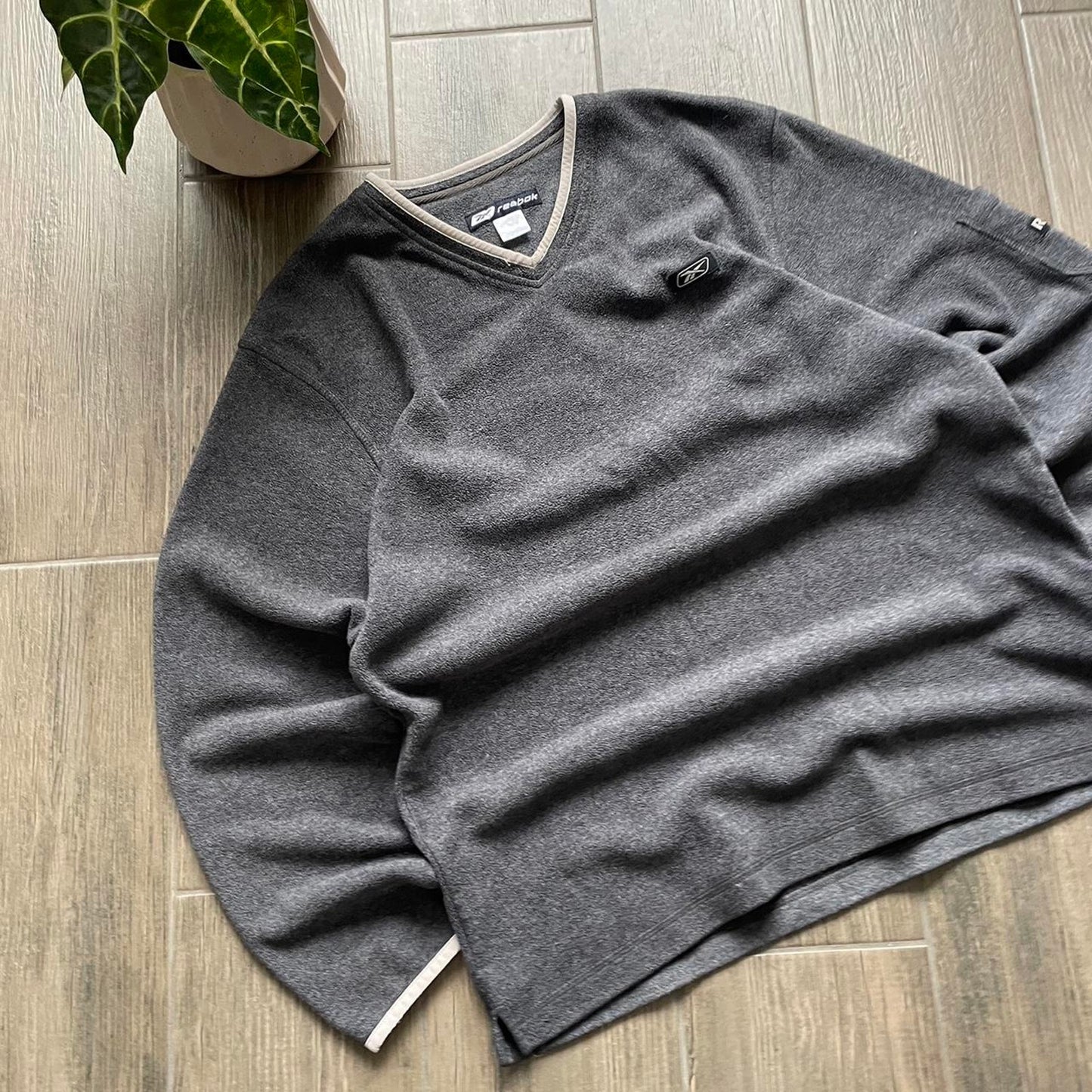 Reebok baggy grey fleece streetwear M-L jumper