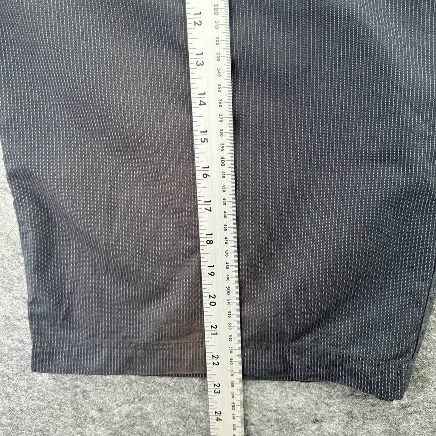 Y2k billabong gray corduroy shorts