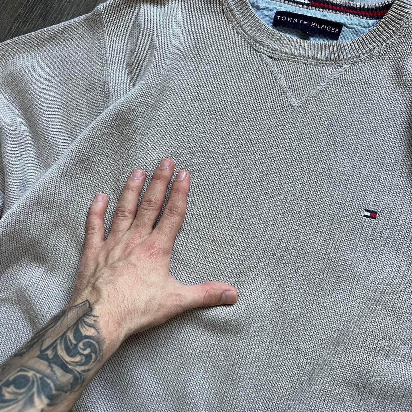 Tommy Hilfiger knitted beige cotton sweater