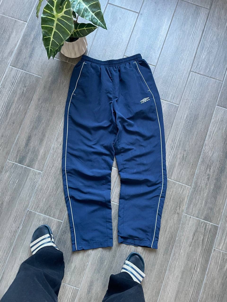 Umbro navy drill baggy nylon sweatpants