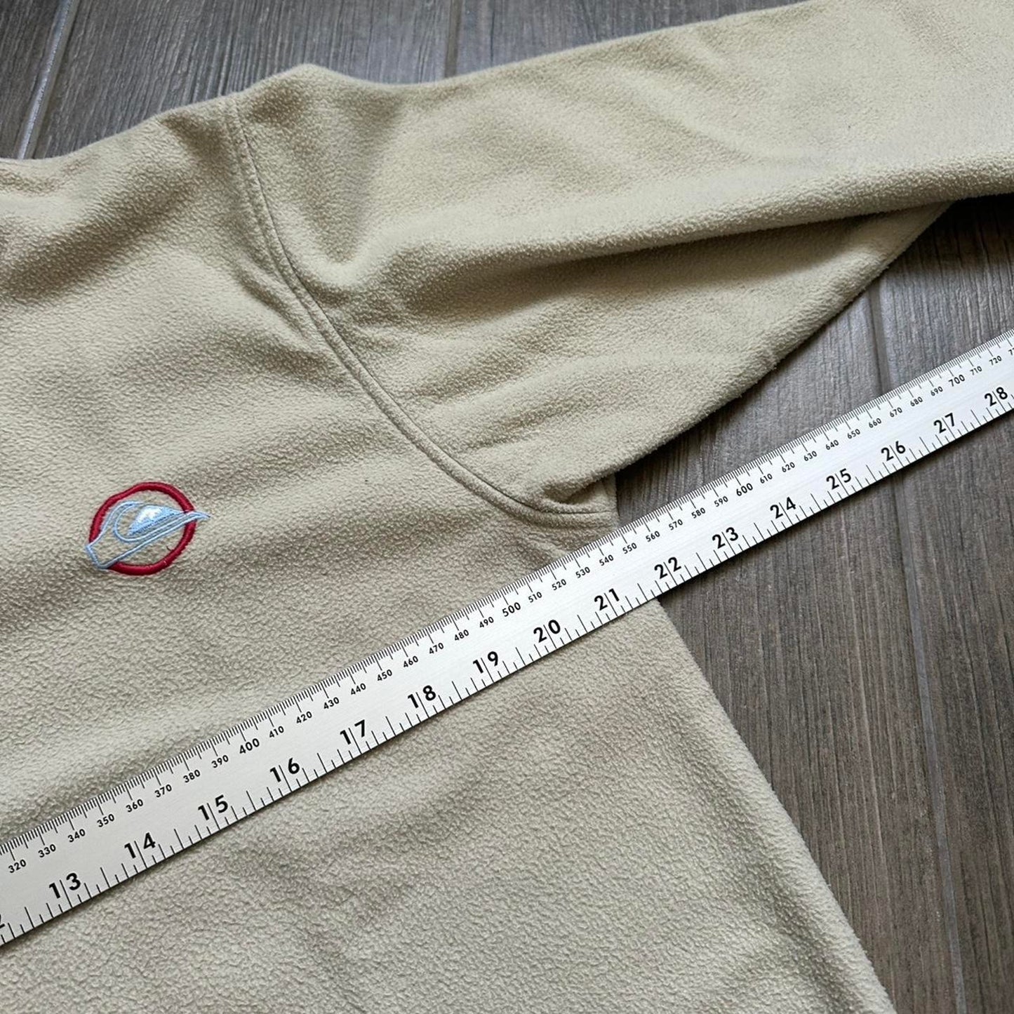 Quiksilver cream quarter zip fleece