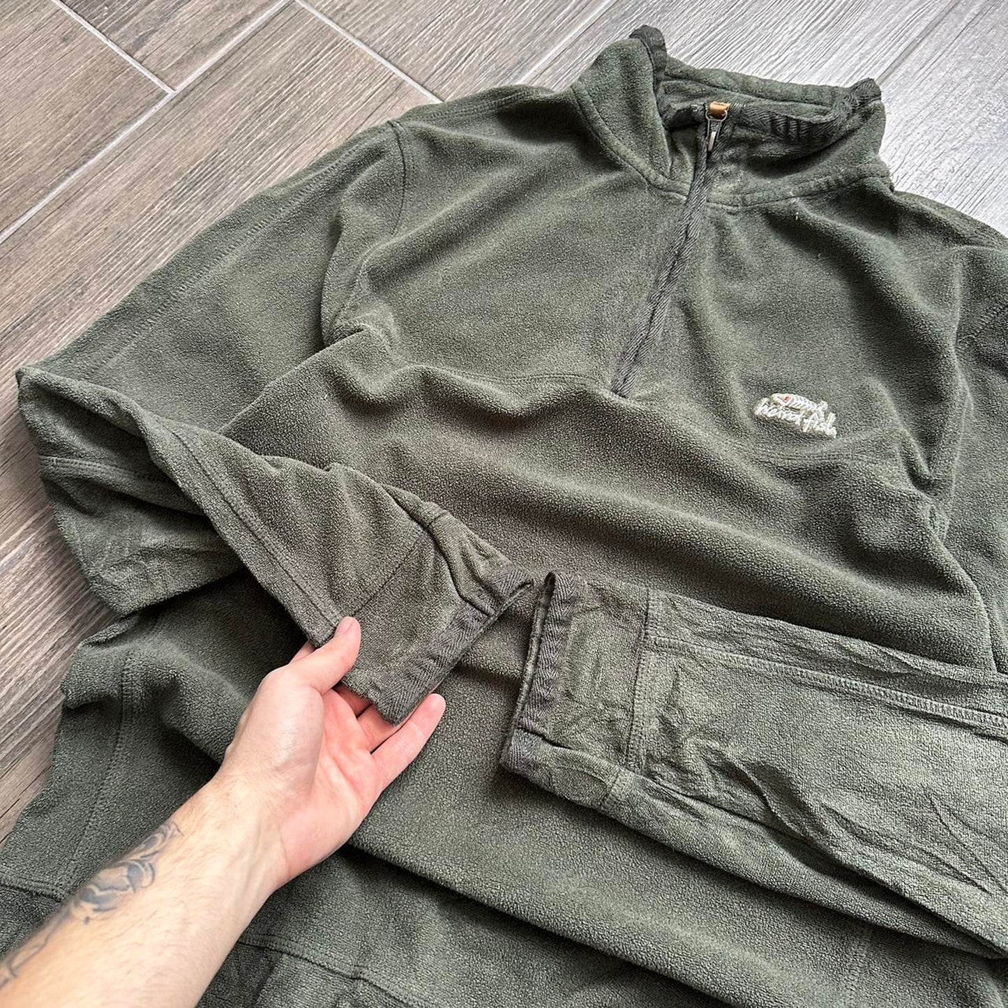 Weird Fish Y2K baggy surf jumper