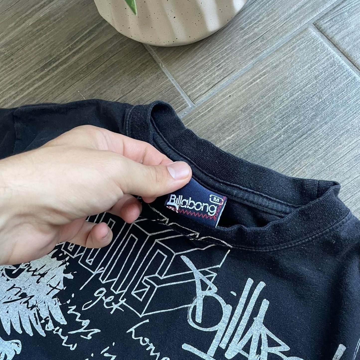 Billabong black baggy surf y2k tee