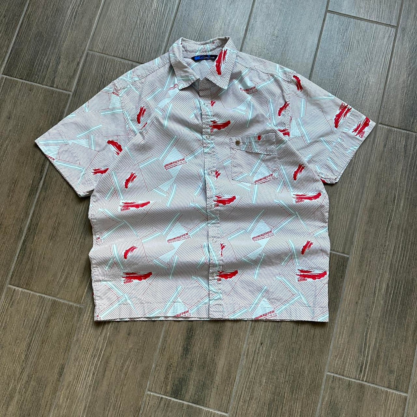 Quiksilver vintage summer y2k shirt