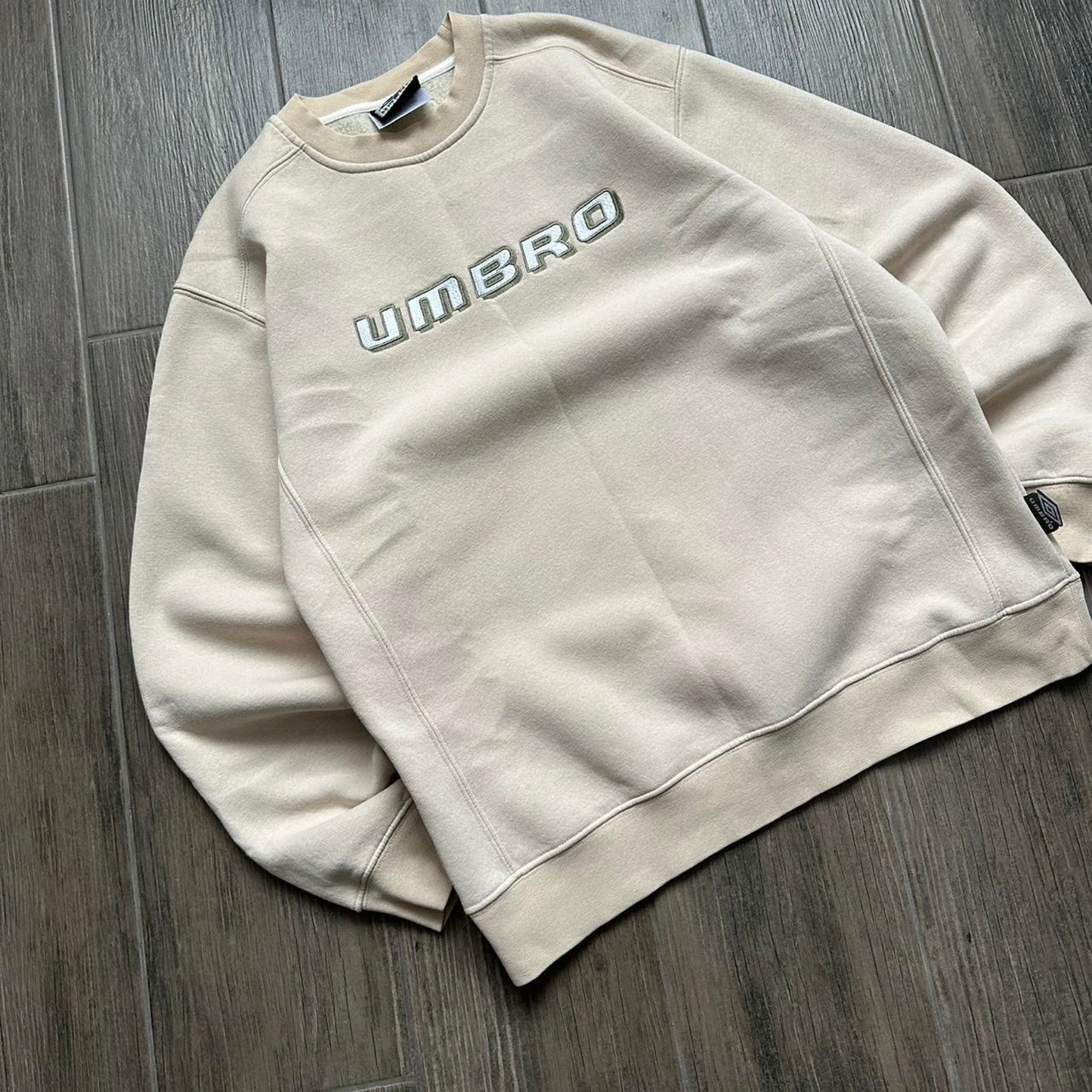 Vintage Umbro cream crewneck sweatshirt