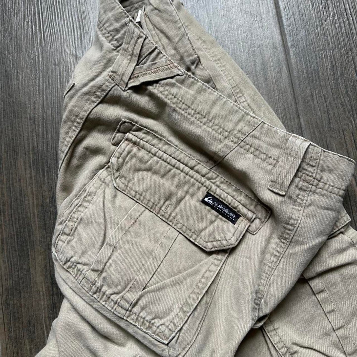 Quiksilver khaki cargo shorts