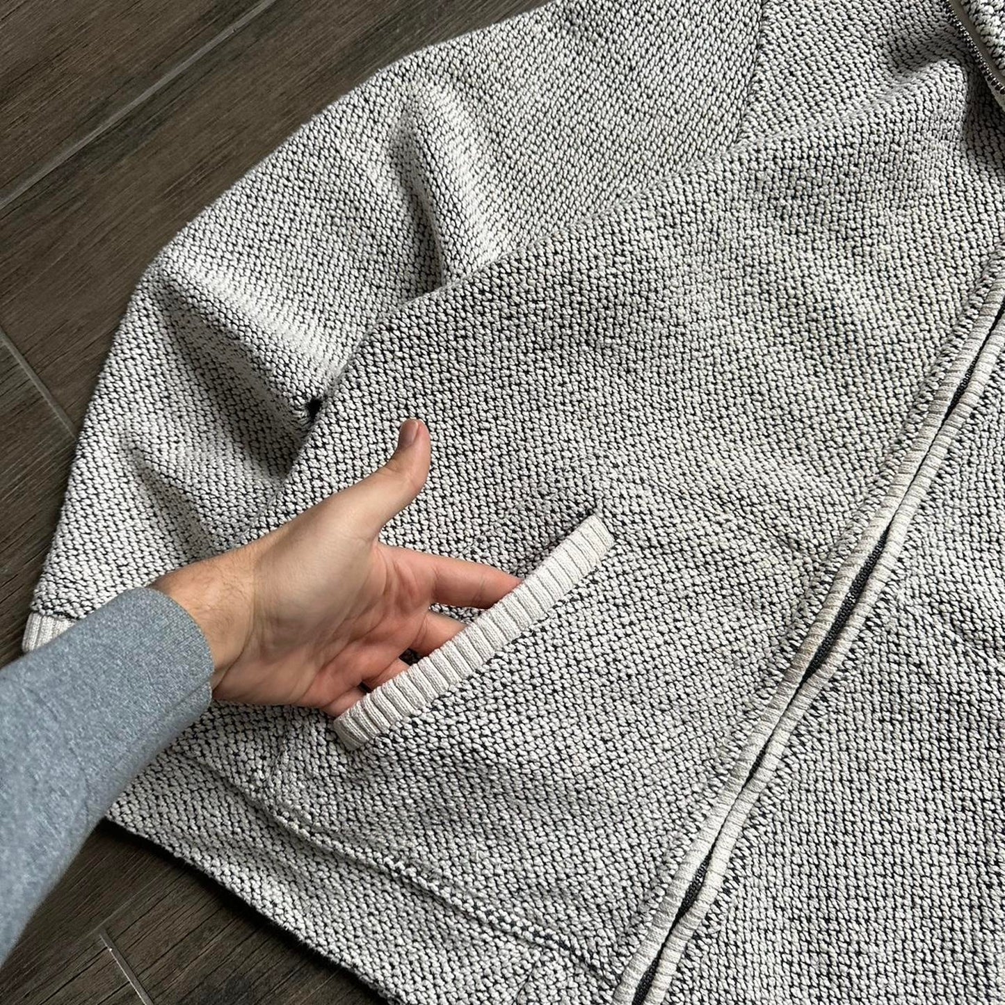 Weird Fish Y2K baggy surf jumper M