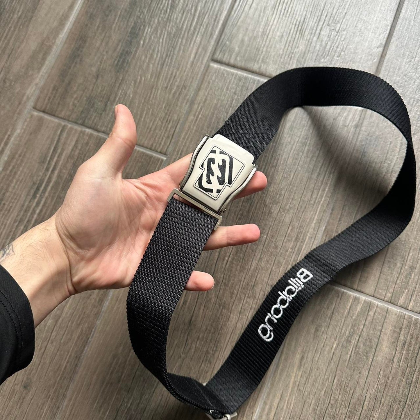 Billabong black belt with silver