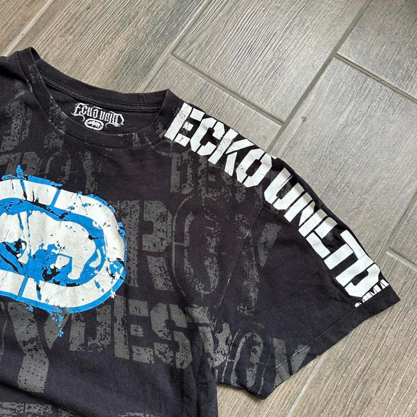 Ecko Unltd. black & blue graphic tee