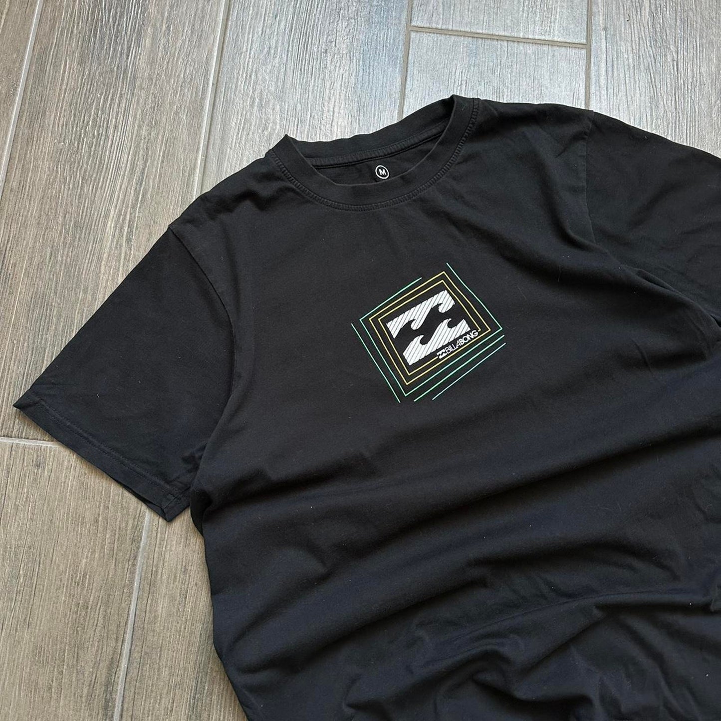Billabong black surf tee with