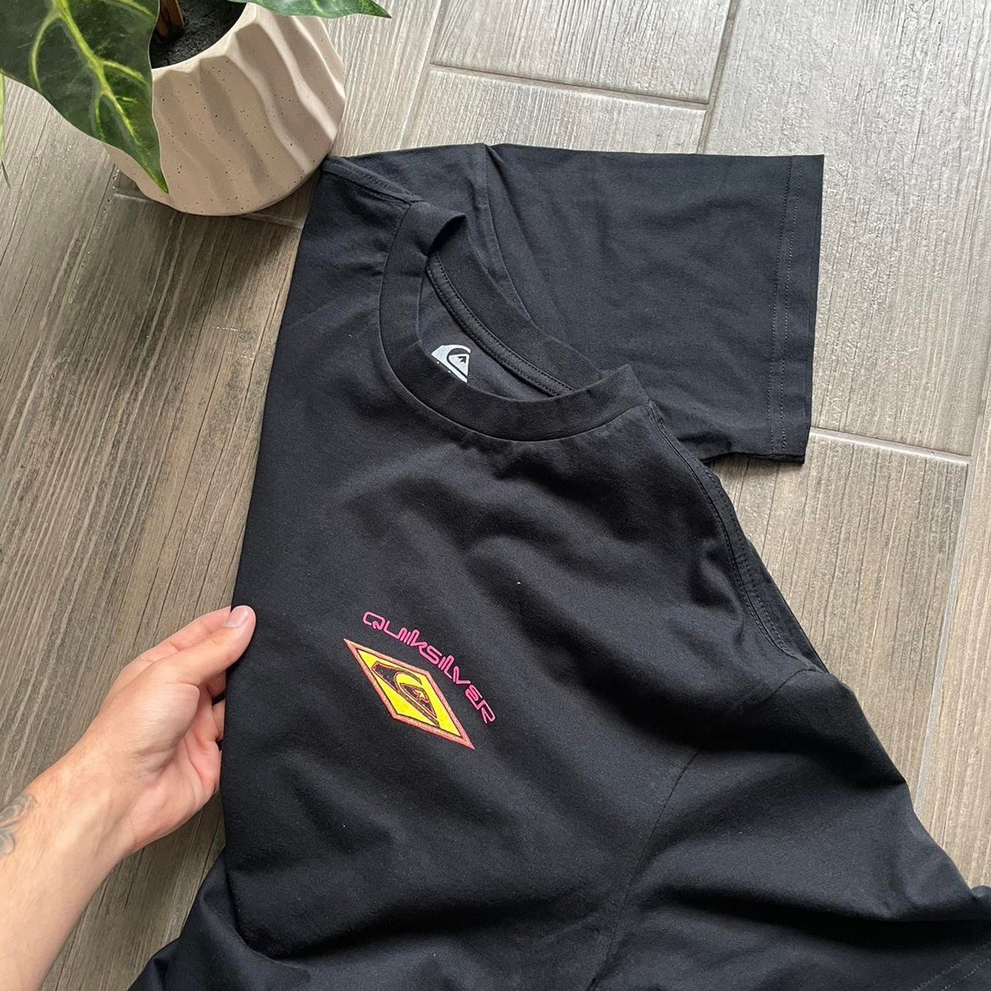 Quiksilver black big logo surf cotton t-shirt M