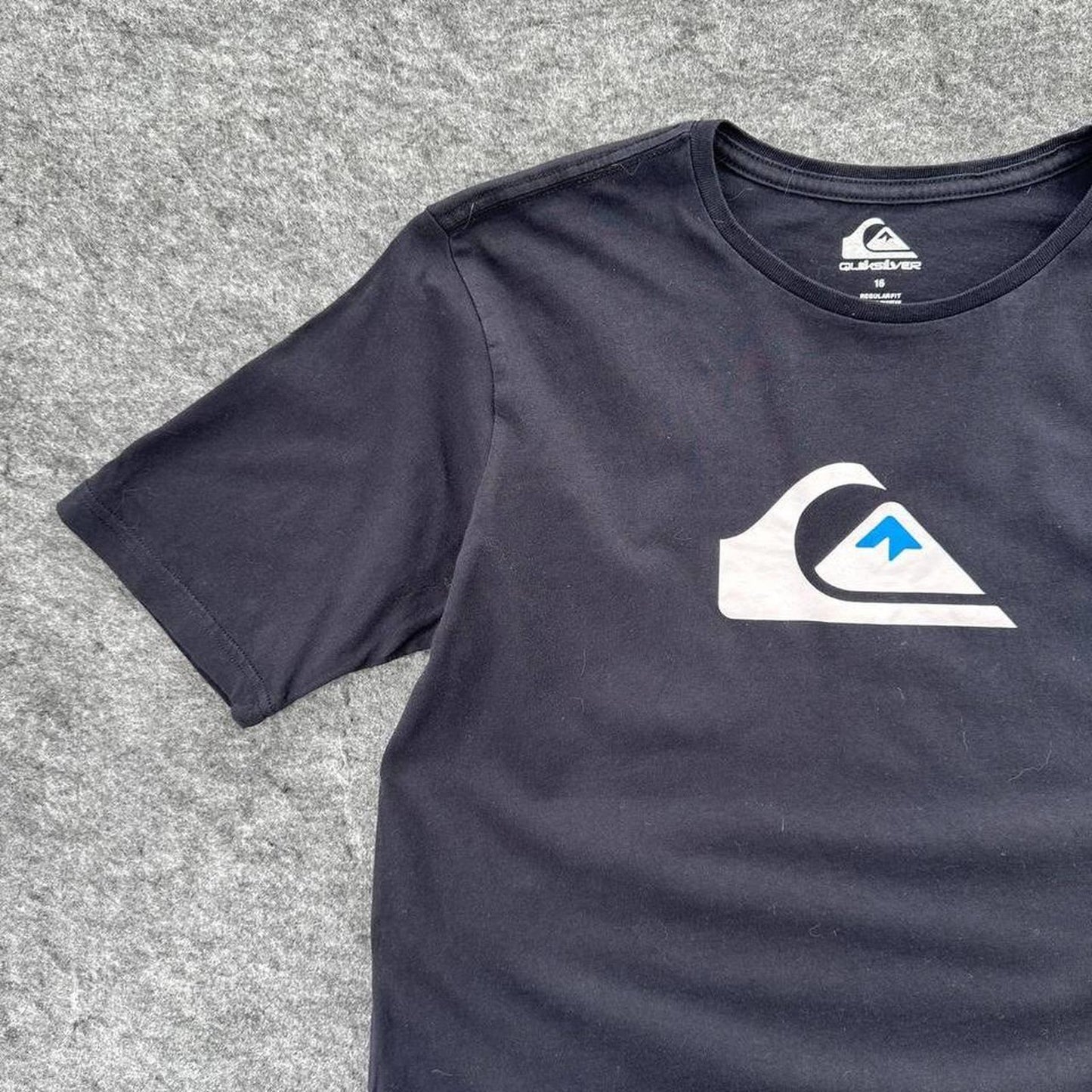 Quiksilver black cotton t shirt with