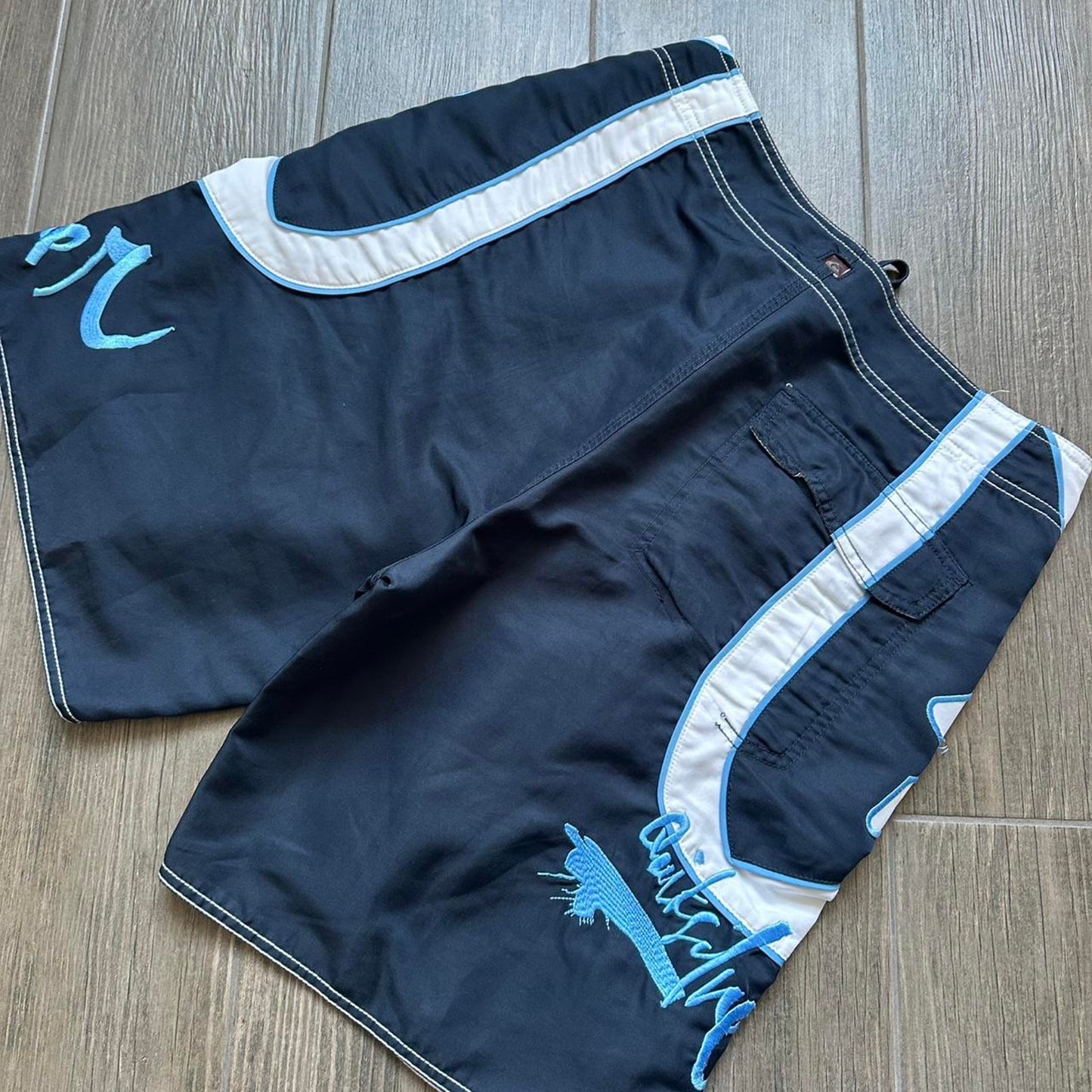 Quiksilver w32 y2k surf board