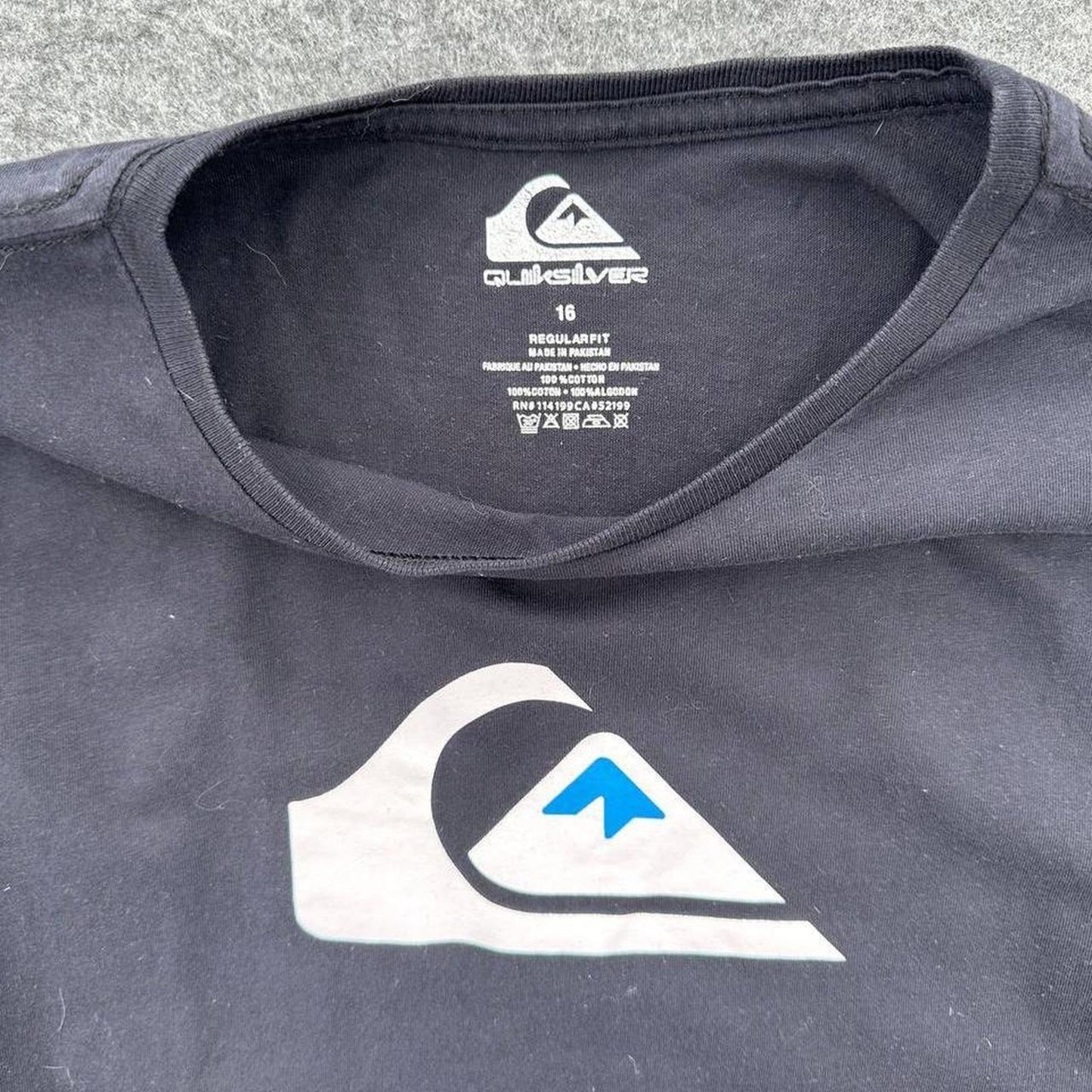 Quiksilver black cotton t shirt with