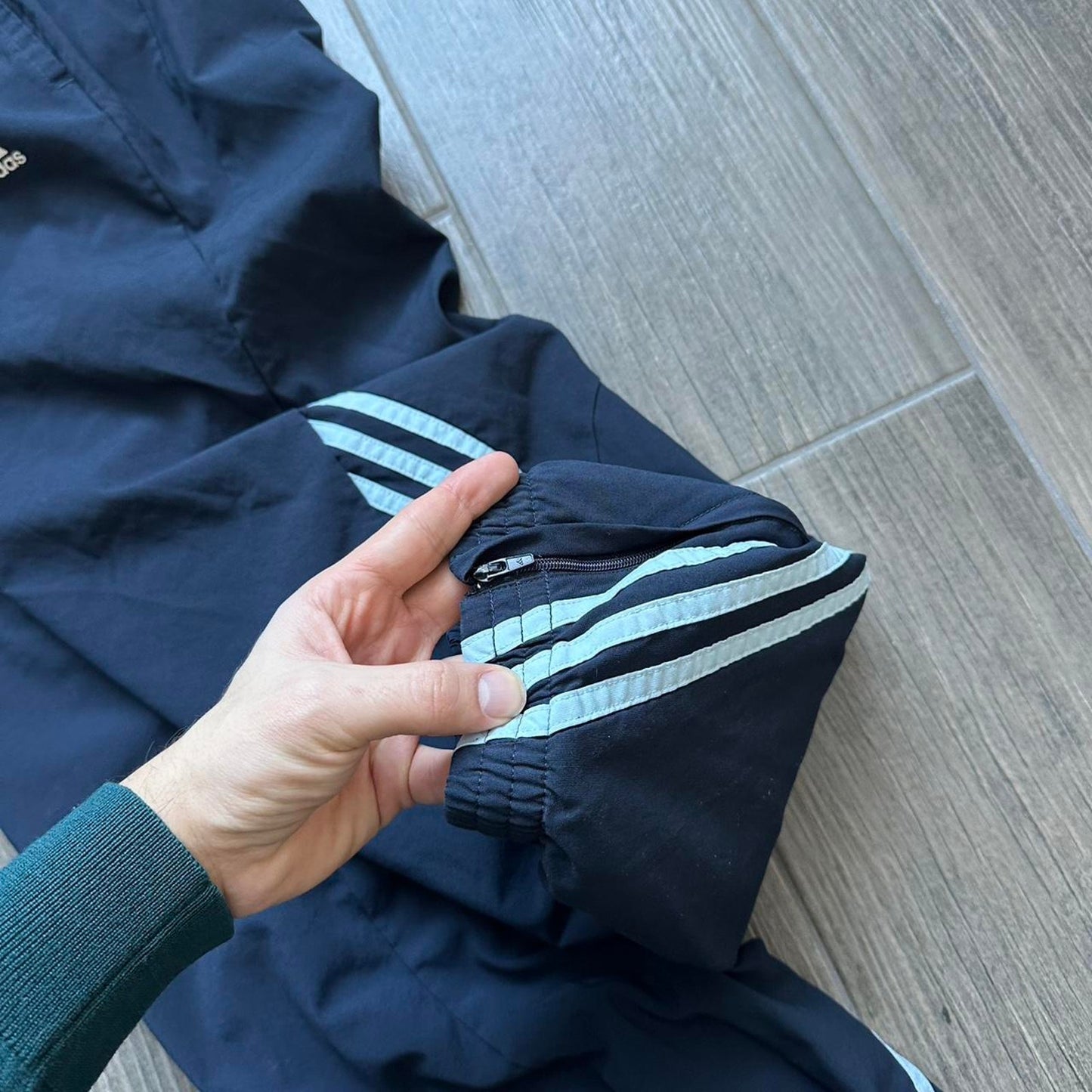 Adidas vintage baggy joggers sweatpants