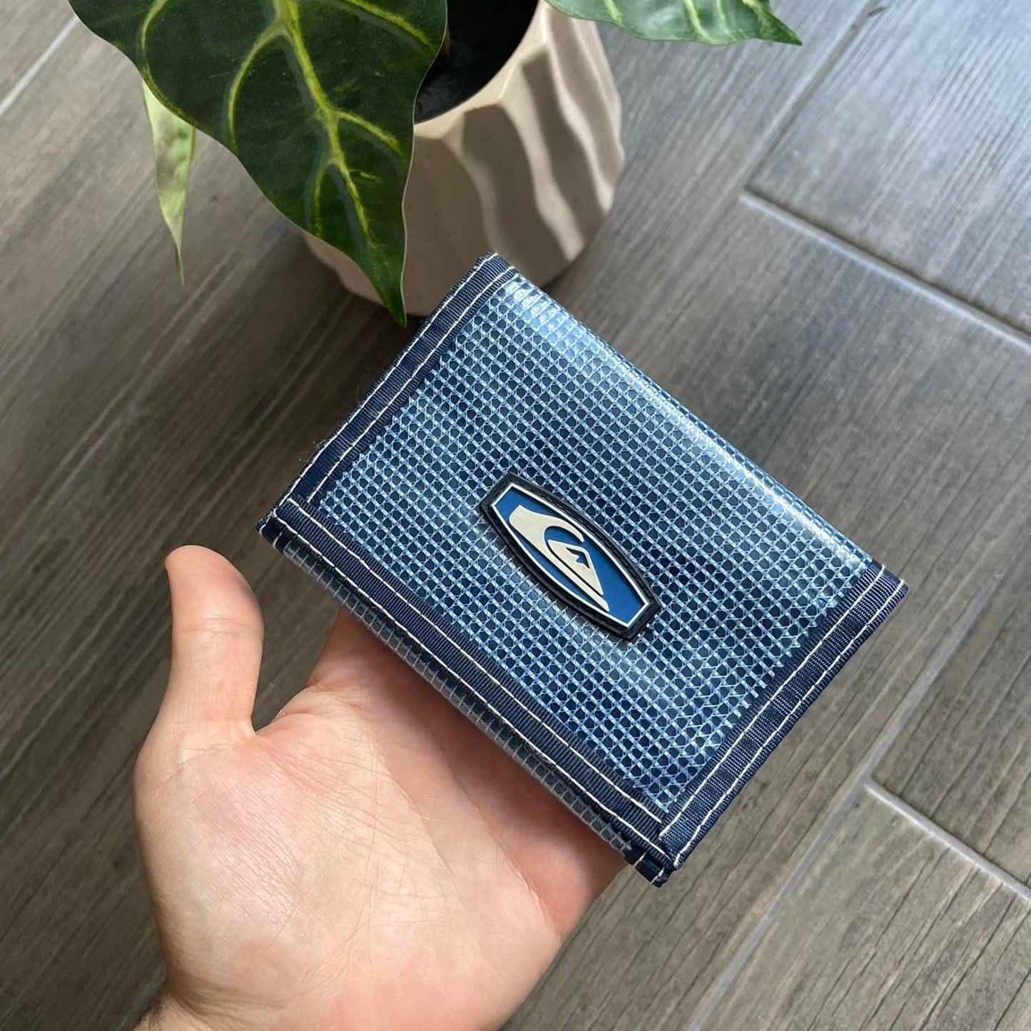 Quiksilver y2k vintage wallet