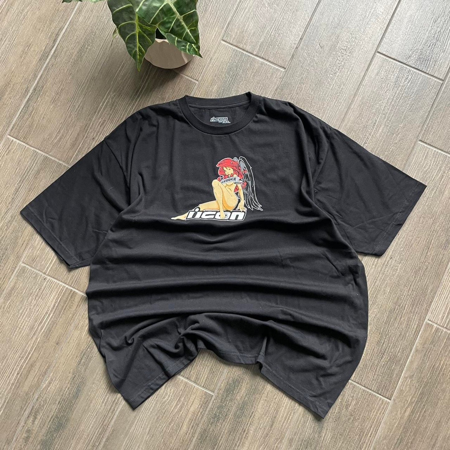 Icon y2k black streetwear baggy XXL tee
