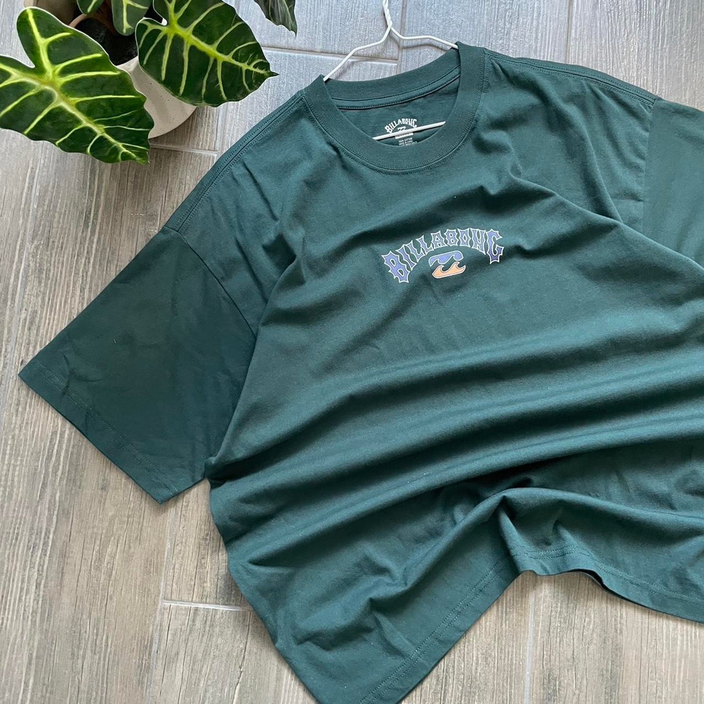 Billabong y2k baggy vintage t-shirt