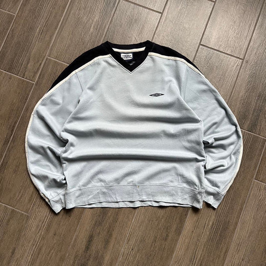 Umbro blue v neck oversized y2k sport L sweatshirt