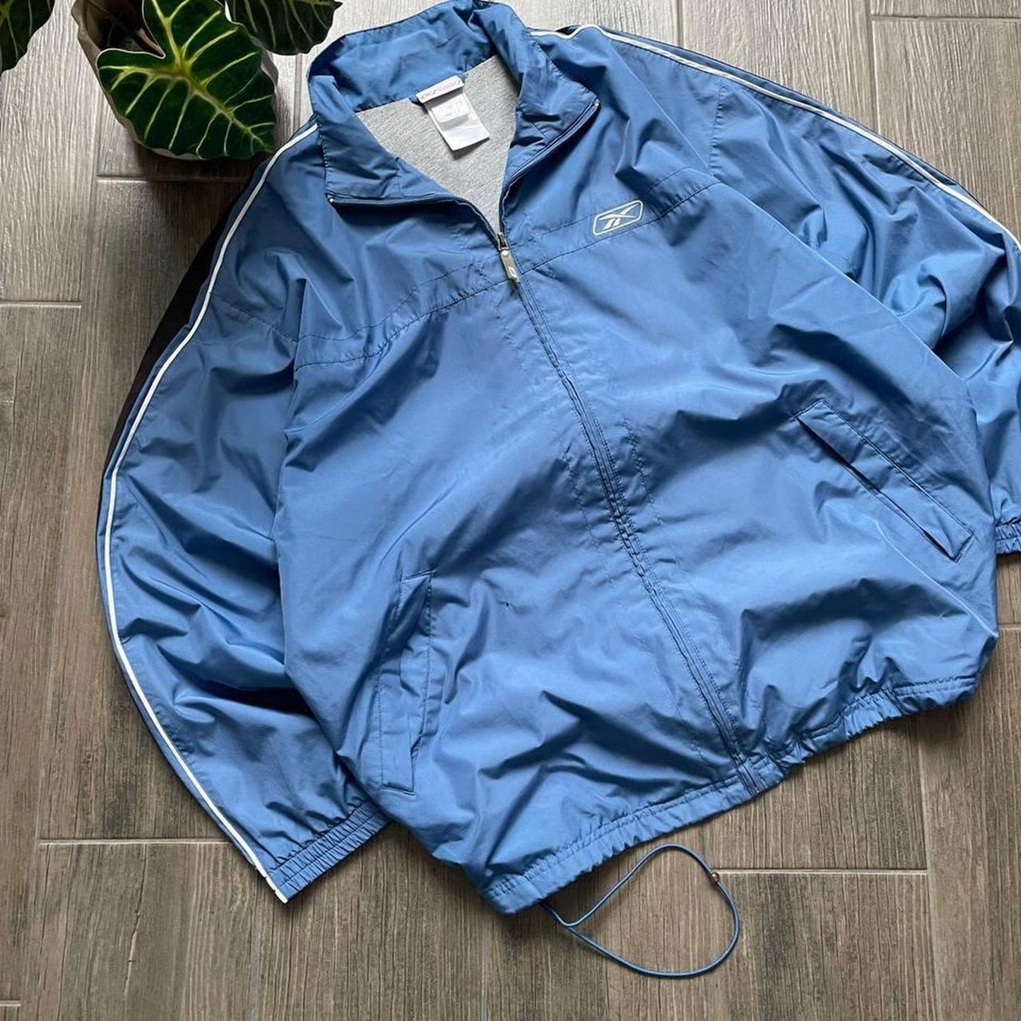 Reebok y2k gorpcore light nylon jacket