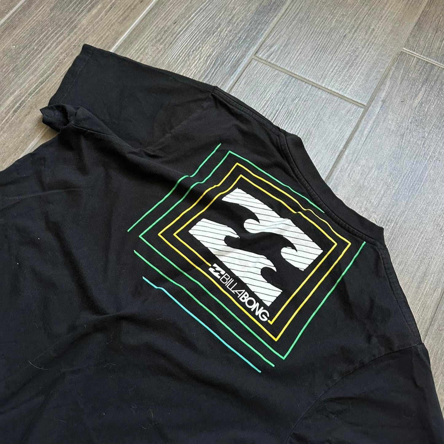 Billabong black surf tee with