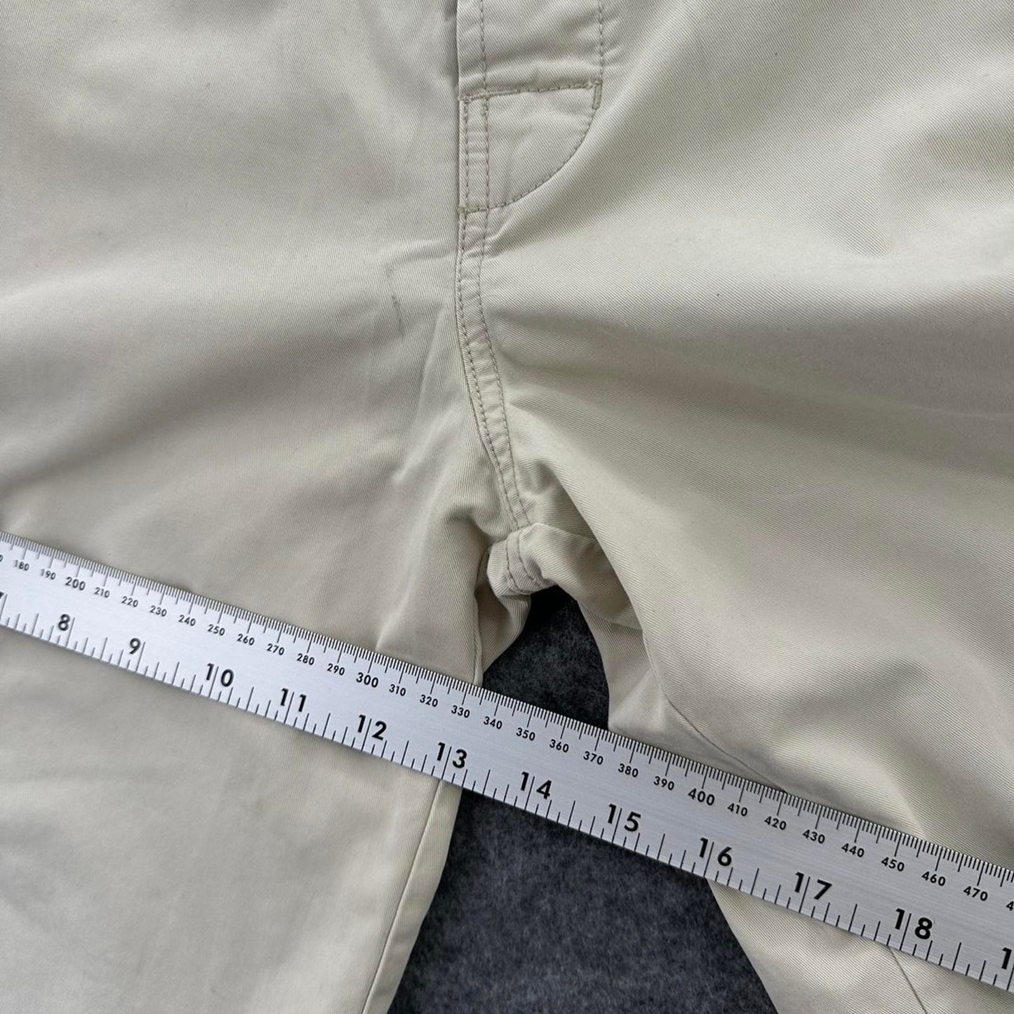 Y2k quiksilver tan cargo shorts