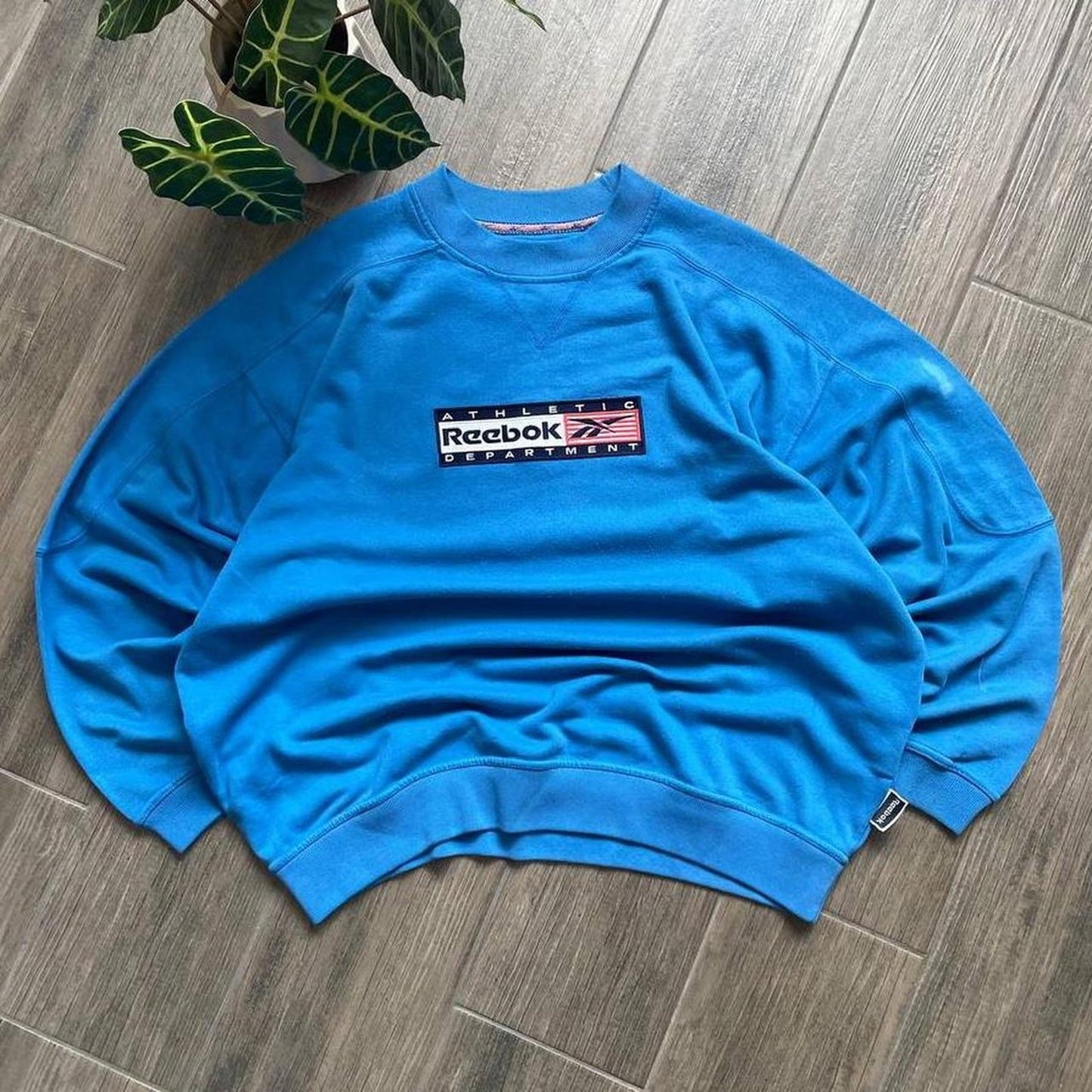 Reebok y2k sport vintage sweatshirt