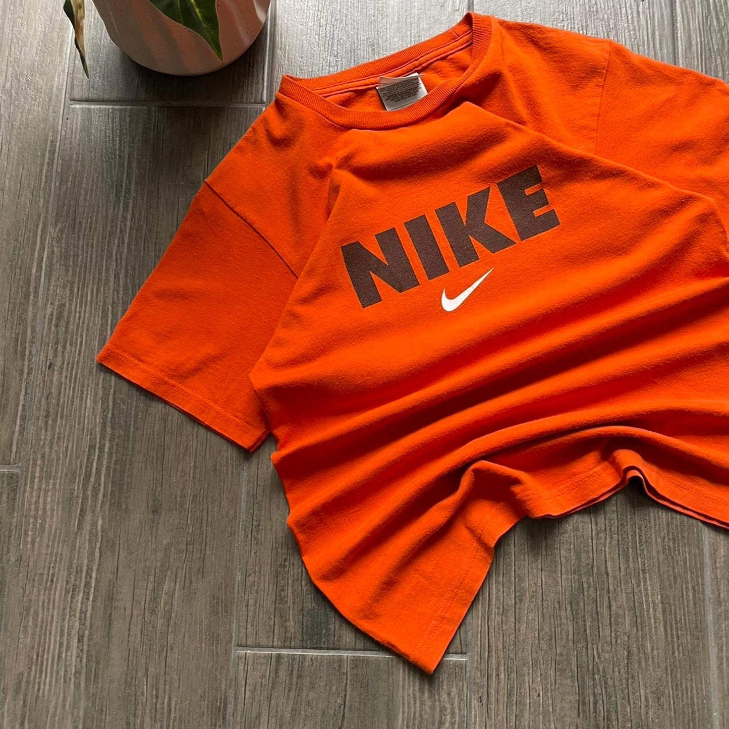Nike wmns orange vintage tee