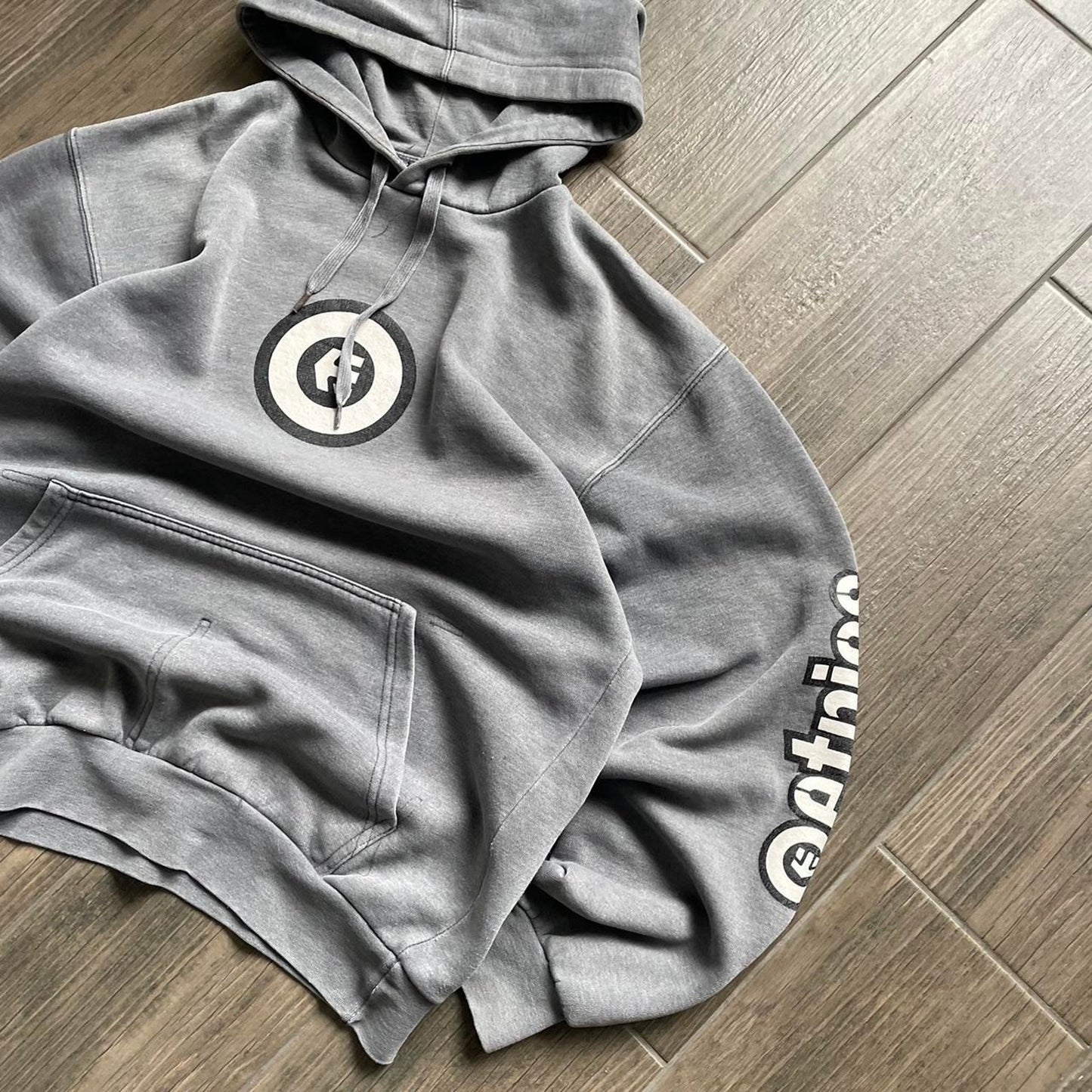 Etnies y2k skater style grey oversized L hoodie