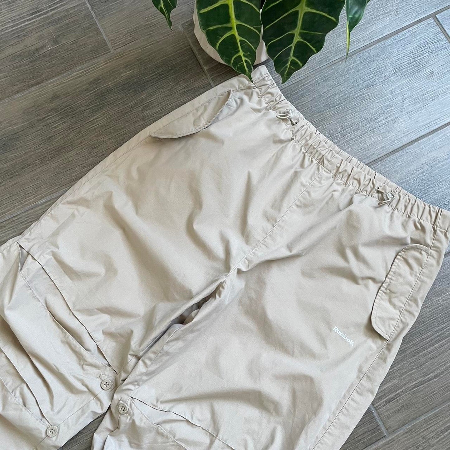 Reebok track baggy nylon y2k drill pants
