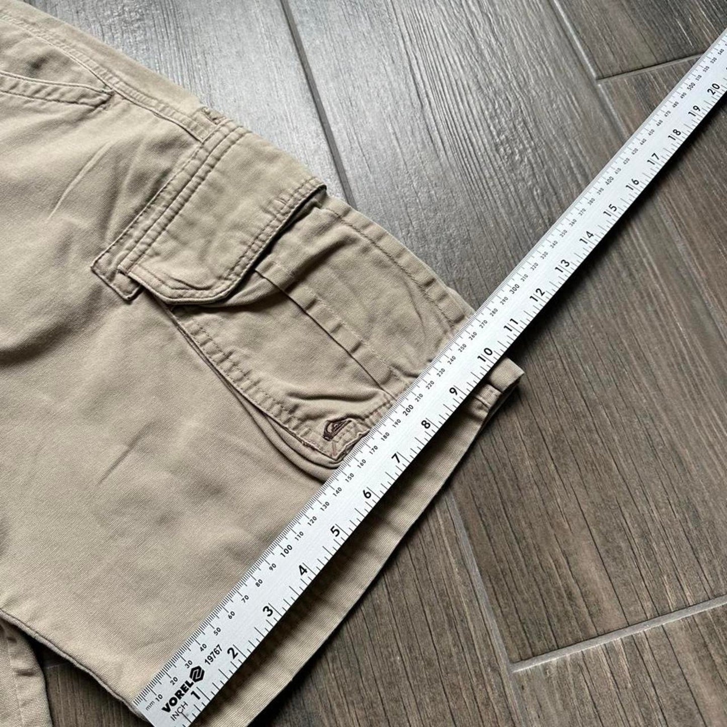 Quiksilver khaki cargo shorts