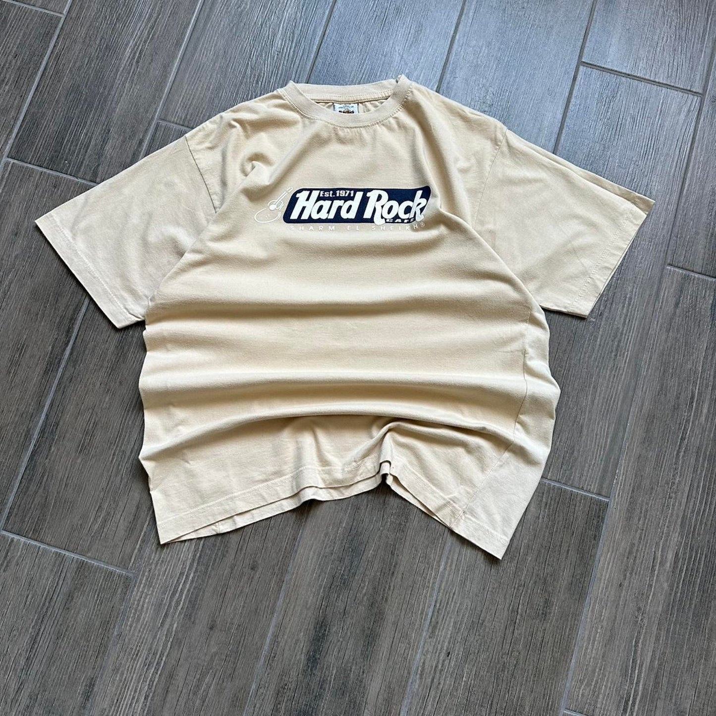 Hard Rock Cafe Sharm El Sheikh tan t-shirt
