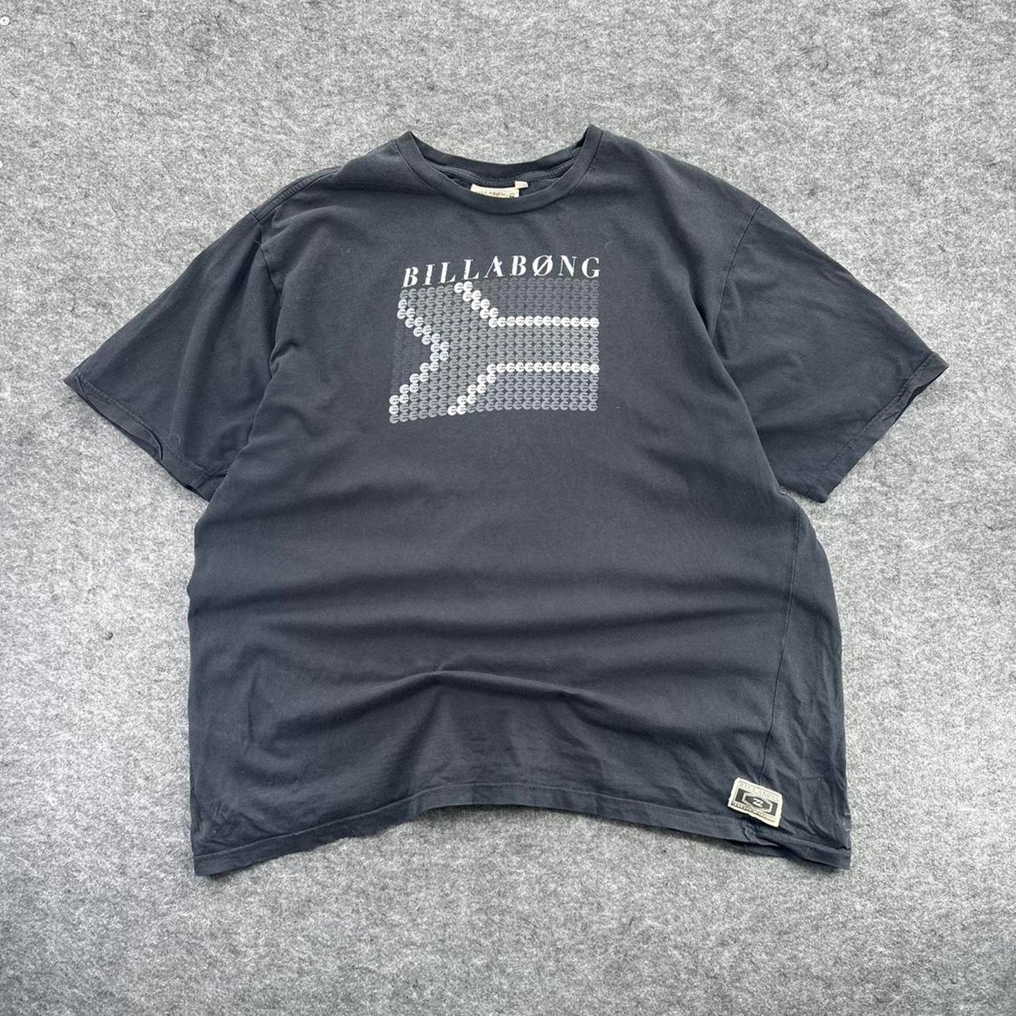 Y2k billabong surf t shirt with