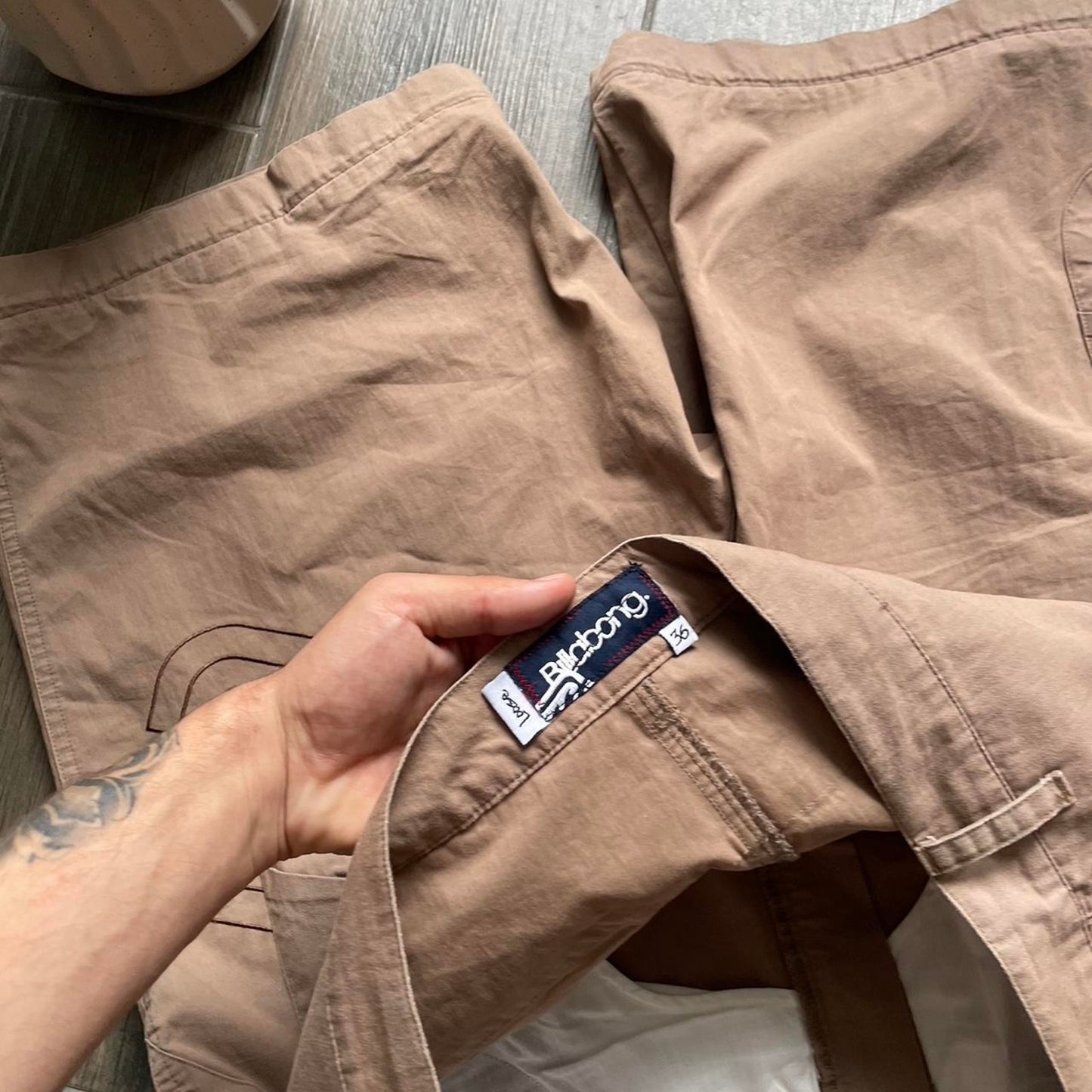 Billabong corduroy y2k cargo shorts