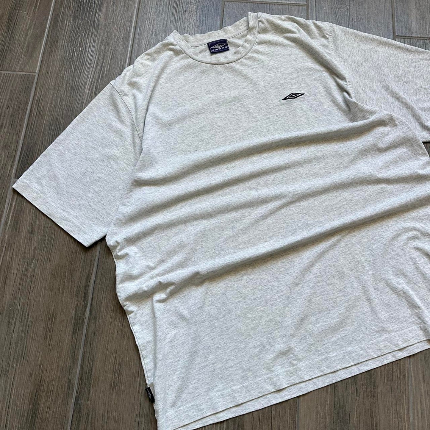 Umbro grey t shirt size