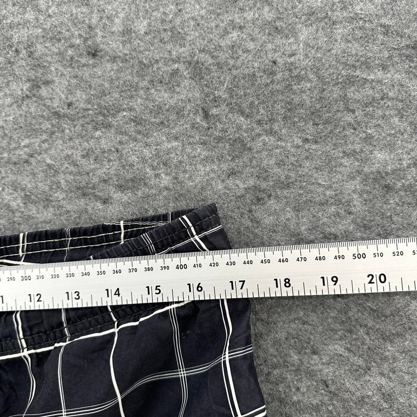 Billabong black white checkered