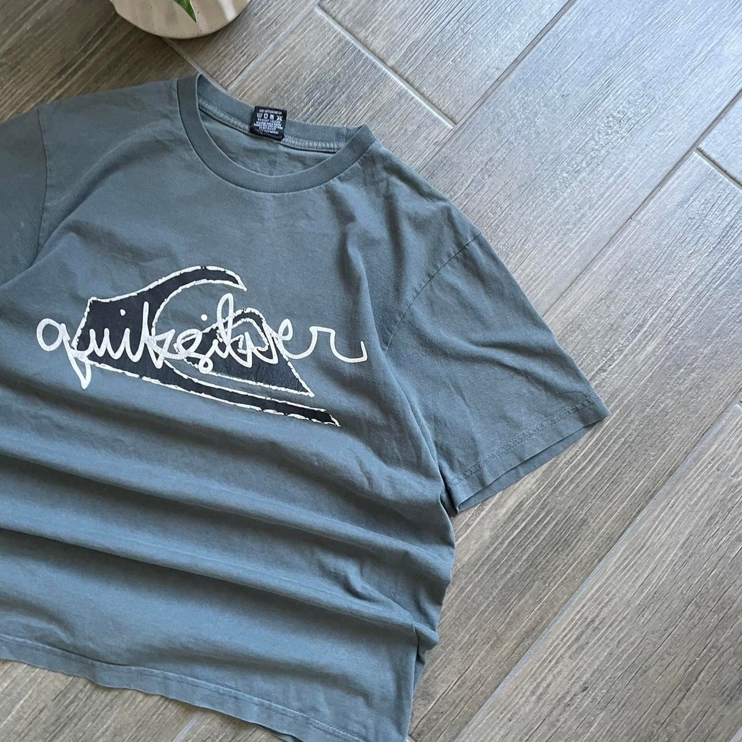 Quiksilver baggy surf y2k tee