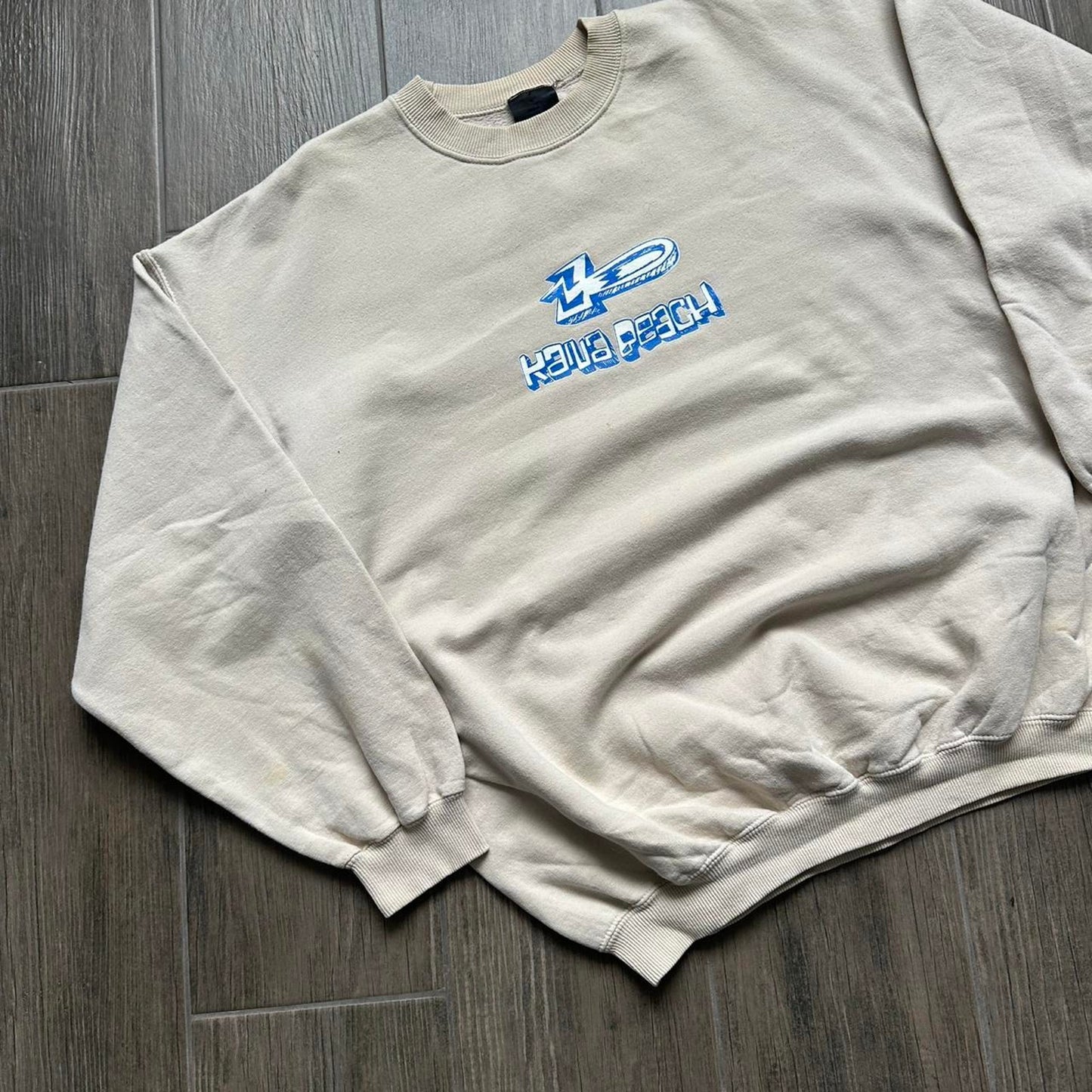 Vintage 90s beige surf style sweatshirt
