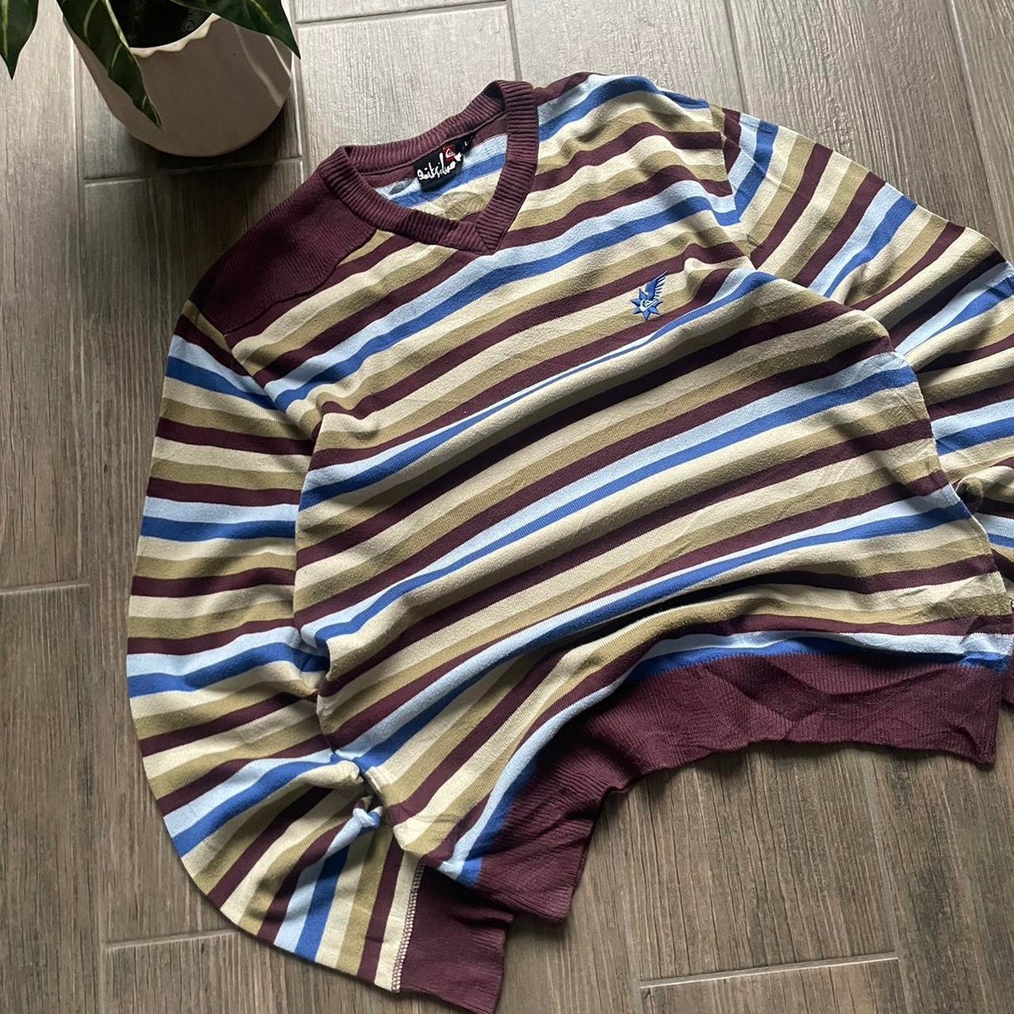 Quiksilver v neck y2k surf baggy L jumper