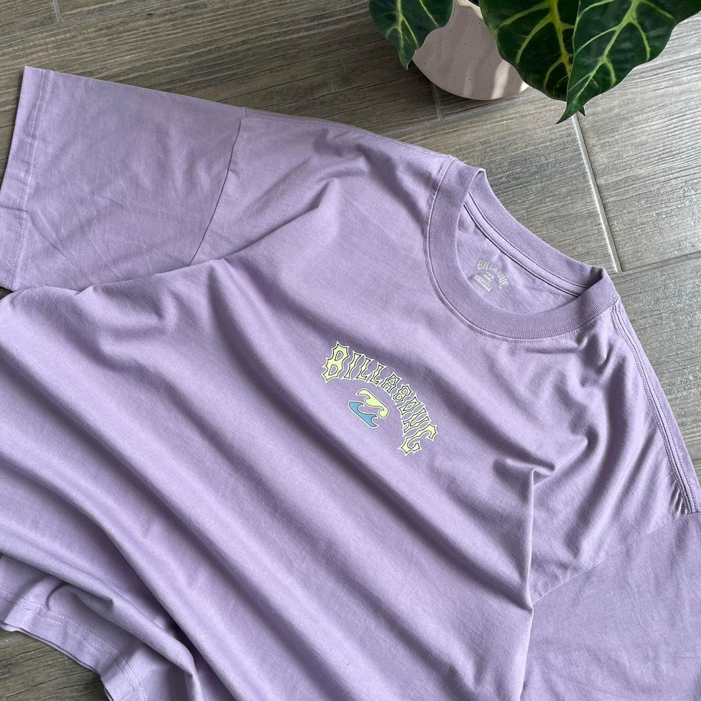 Billabong y2k summer vintage tee