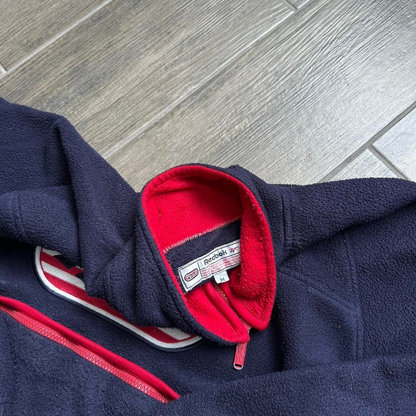 Reebok fleece boxy fit y2k M-L jumper
