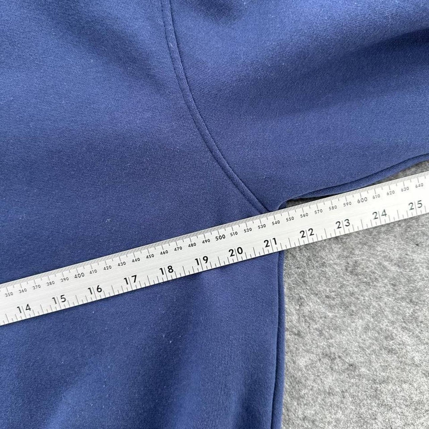 Y2k umbro navy blue crewneck