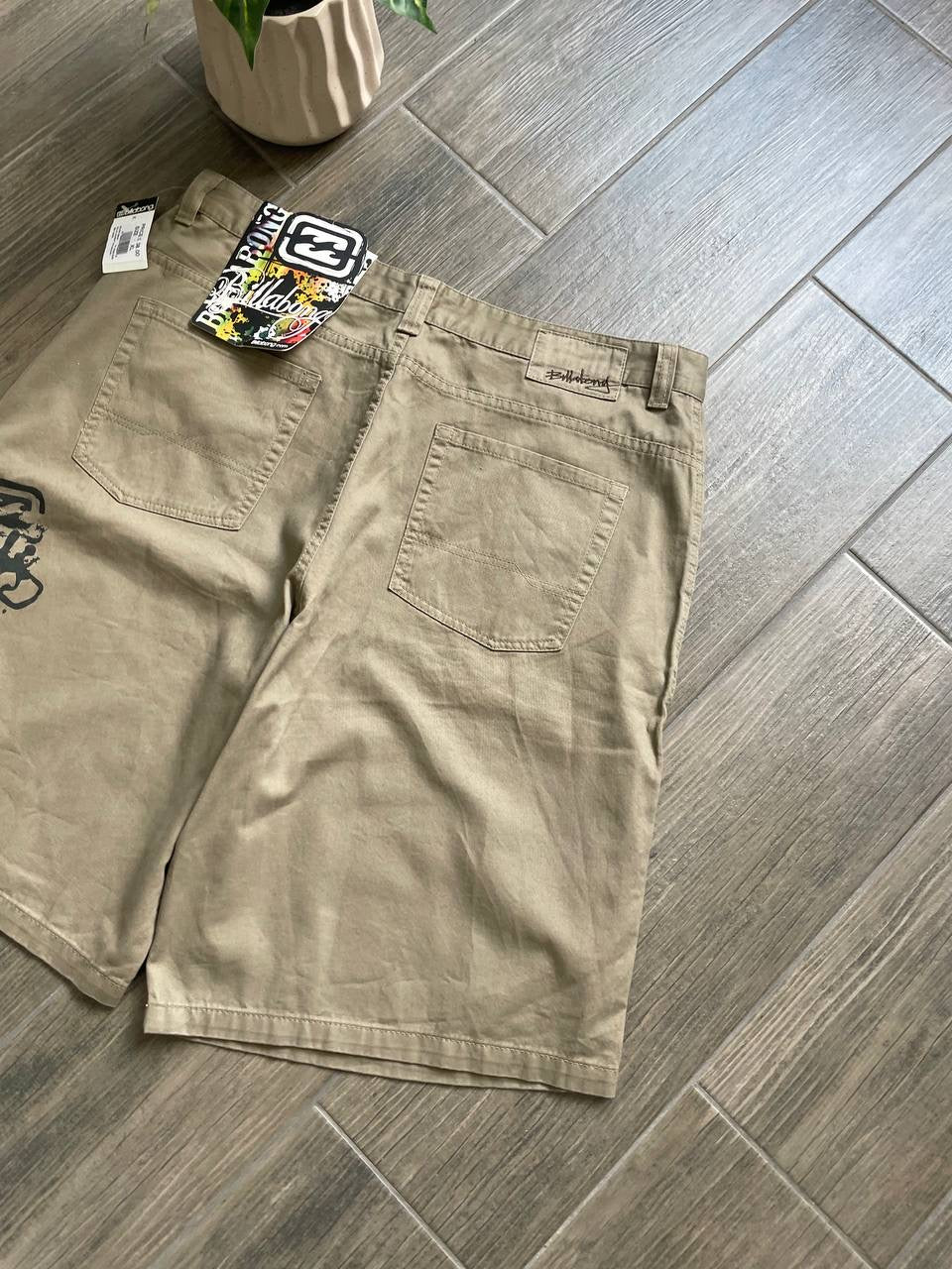 Billabong y2k brown shorts