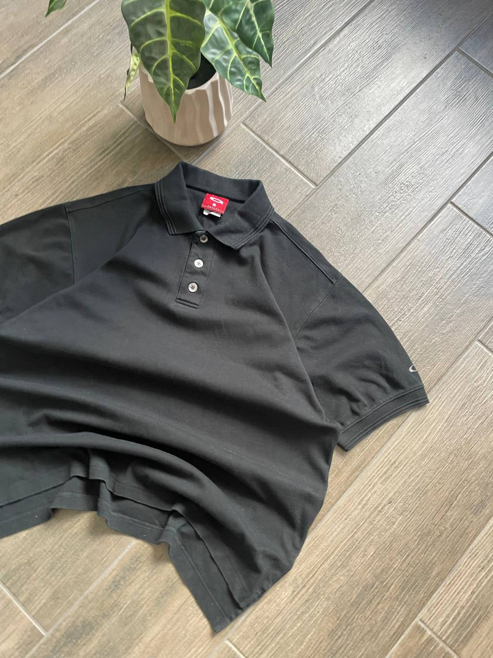 Oakley black vintage outdoor polo