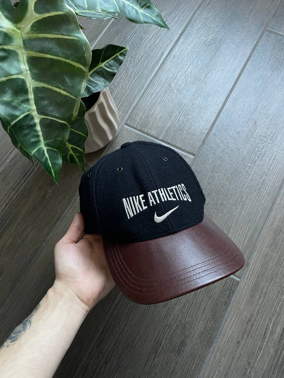 Nike Vintage Athletics Two-Tone Cap